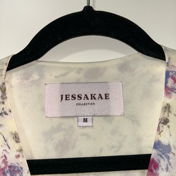 JESSAKAE FLOWY FLORAL DRESS - Picture 3 of 5